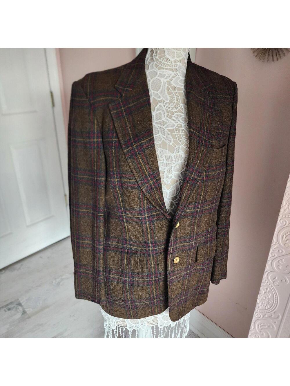 Vintage Johnny Carson Young-Quinlan Men’s 38R Brown Plaid Blazer